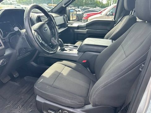 Used 2017 Ford F150 XLT w/ Equipment Group 302A Luxury AWD/4WD image 12