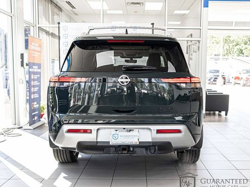 Used 2024 Nissan Pathfinder Platinum AWD/4WD image 13