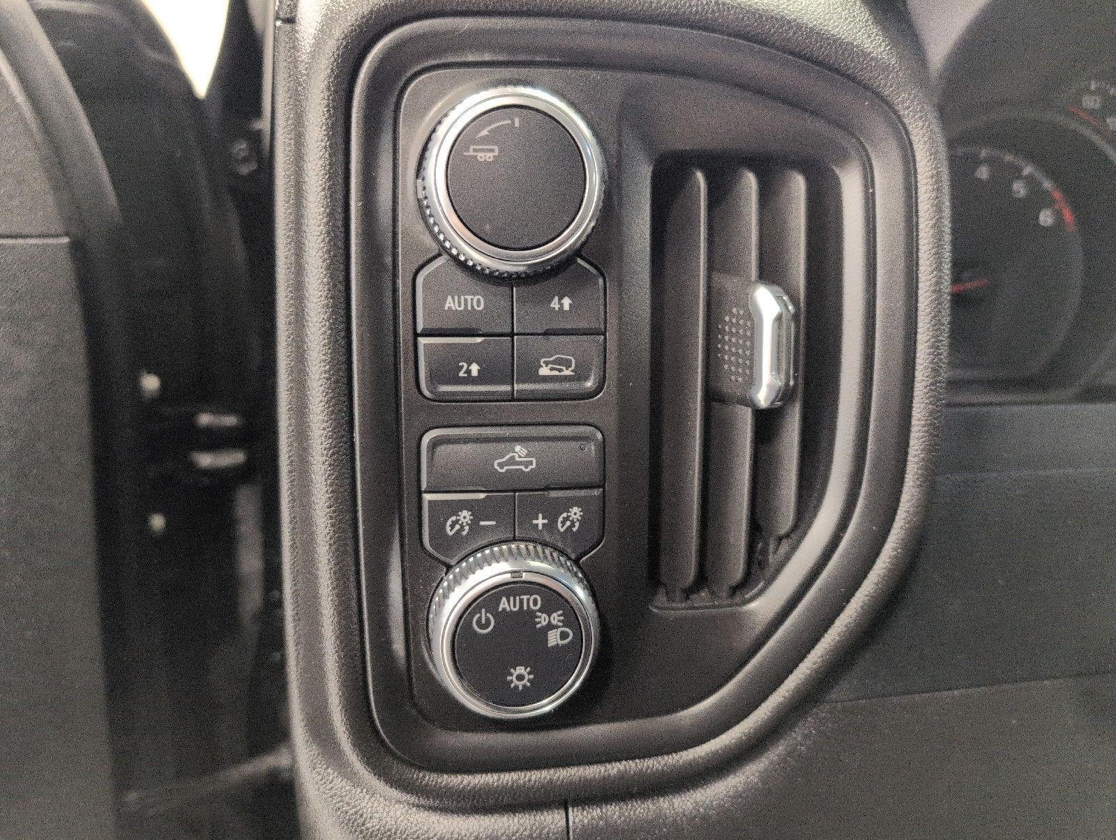 Used 2023 GMC Sierra 1500 Pro w/ Graphite Edition AWD/4WD image 11