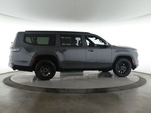 New 2026 Jeep Grand Wagoneer L Limited AWD/4WD image 6