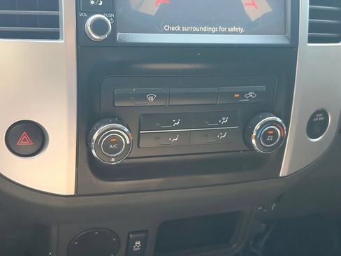 Used 2017 Nissan Frontier SV w/ SV Value Truck Package RWD image 18