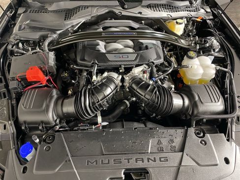 Used 2024 Ford Mustang Dark Horse image 10