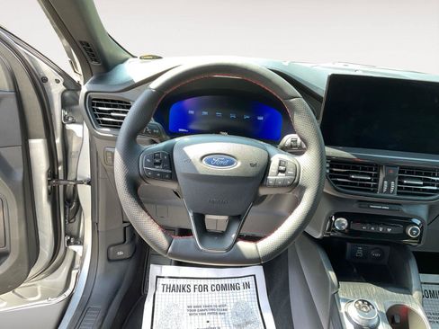 Used 2024 Ford Escape ST-Line Select w/ Tech Pack #2 AWD/4WD image 12