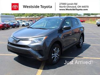 Used 2018 Toyota RAV4 LE w/ All Weather Liner Package AWD/4WD video 1