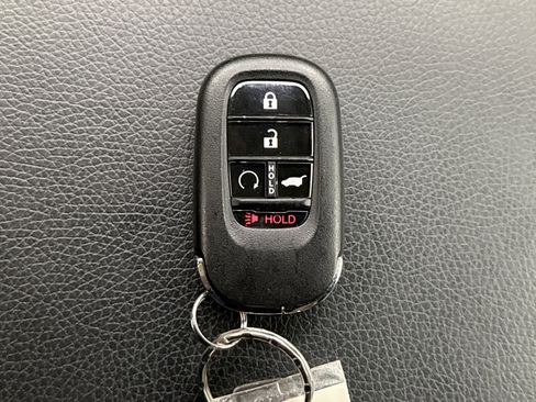 Used 2023 Honda Pilot TrailSport image 20