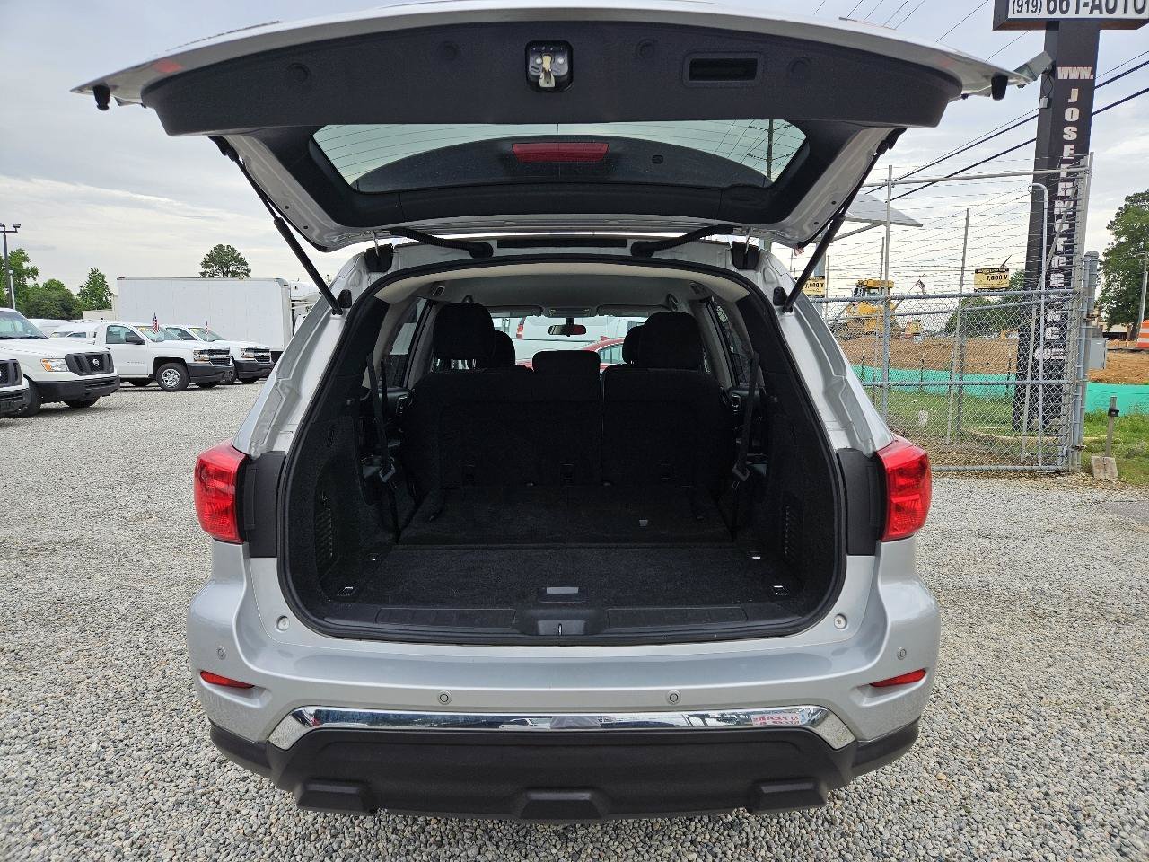 Used 2019 Nissan Pathfinder S AWD/4WD image 21