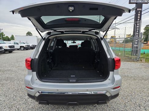Used 2019 Nissan Pathfinder S AWD/4WD image 21