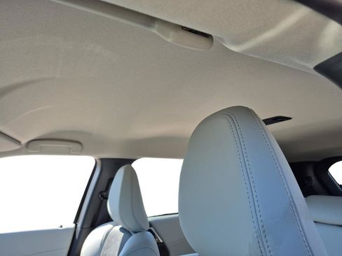 New 2026 Mitsubishi Outlander SE FWD image 16