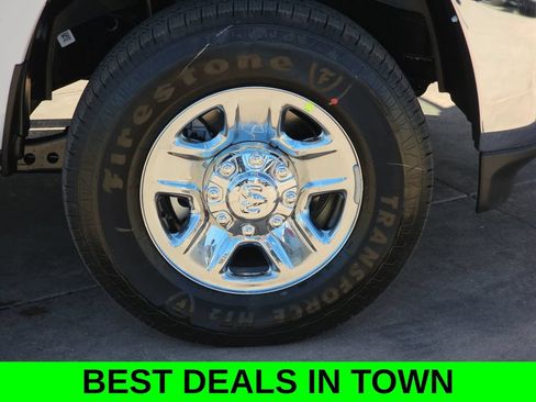 New 2026 RAM 2500 Tradesman w/ Chrome Appearance Group AWD/4WD image 38