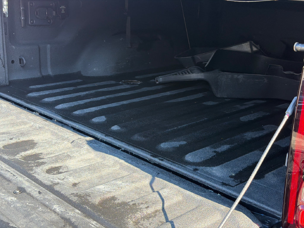 Used 2024 RAM 3500 Laramie w/ Night Edition AWD/4WD image 9