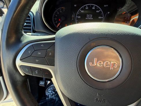 Used 2020 Jeep Grand Cherokee High Altitude image 18