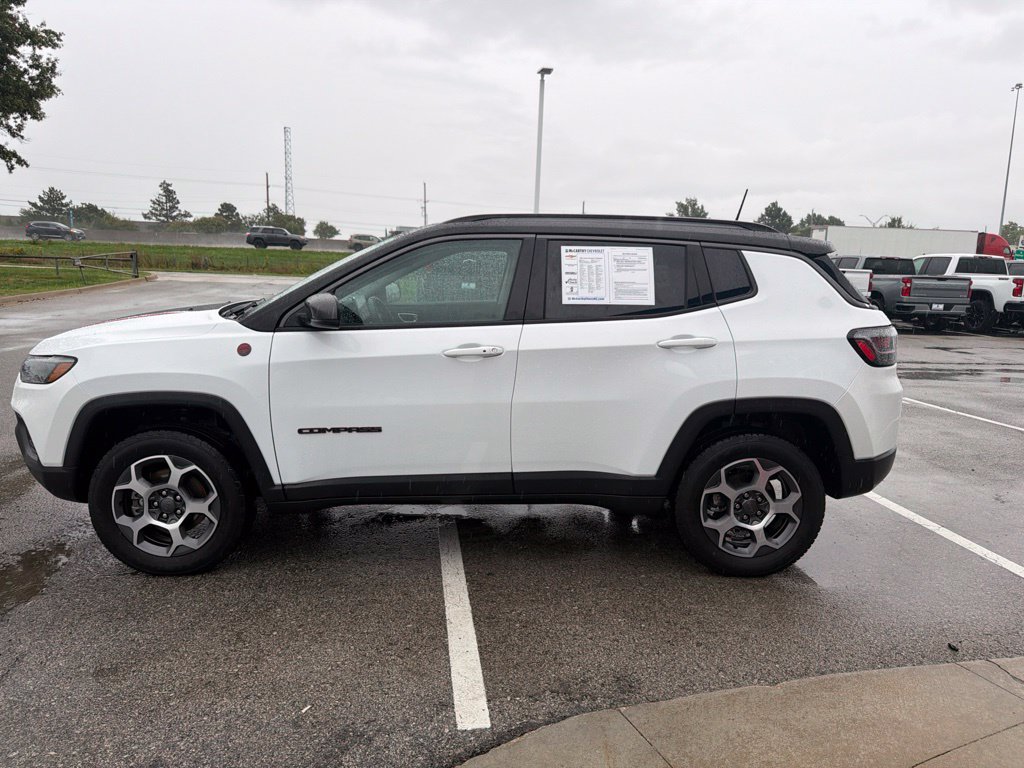 Used 2022 Jeep Compass Trailhawk w/ Trailhawk Elite Group AWD/4WD image 6