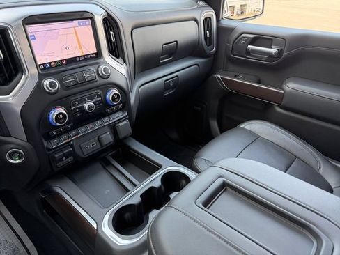 Used 2020 GMC Sierra 1500 SLT w/ SLT Premium Plus Package AWD/4WD image 32