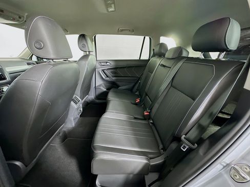 Used 2023 Volkswagen Tiguan SE image 26