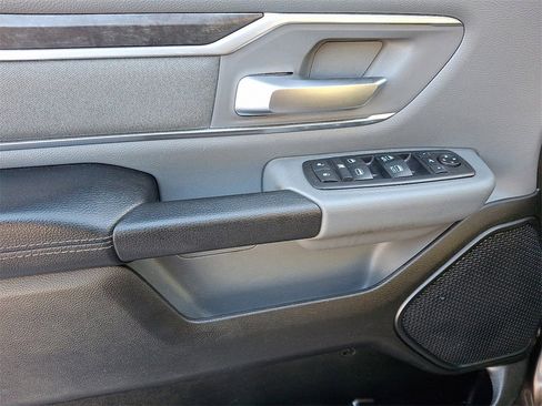 Used 2019 RAM 1500 Big Horn image 12