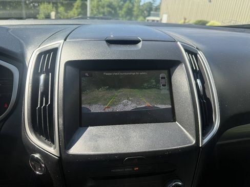 Used 2015 Ford Edge SEL w/ Equipment Group 201A AWD/4WD image 12