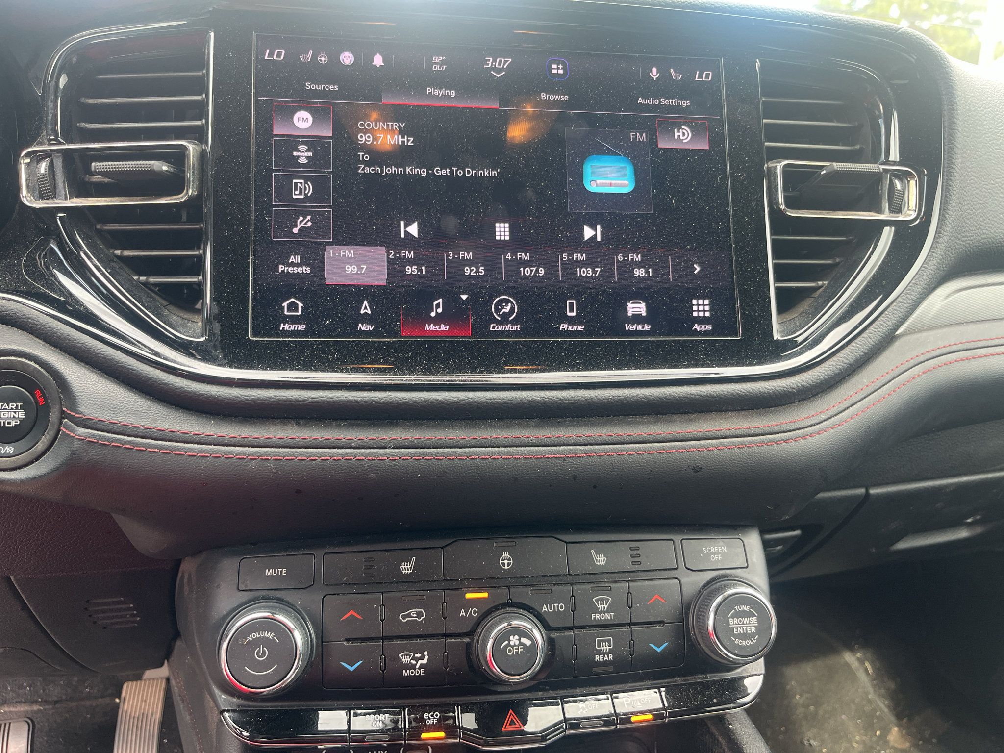 Used 2022 Dodge Durango R/T w/ Blacktop Package RWD image 5