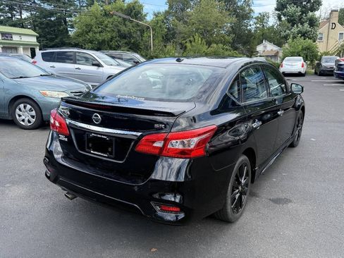 Used 2017 Nissan Sentra SR w/ SR Midnight Edition FWD image 11