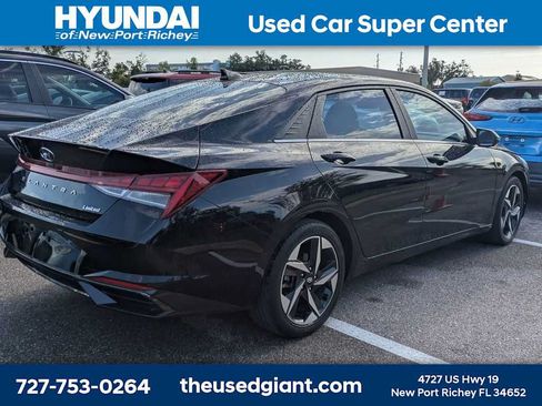 Certified 2023 Hyundai Elantra Limited FWD image 2
