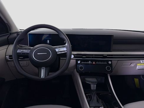 Used 2025 Hyundai Tucson SEL image 24