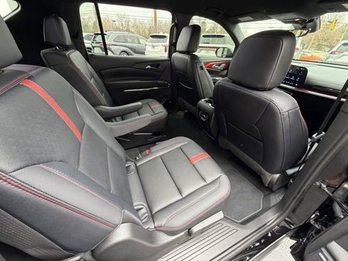 Used 2026 Chevrolet Traverse RS image 12