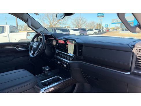 Used 2026 GMC Sierra 1500 Elevation image 12