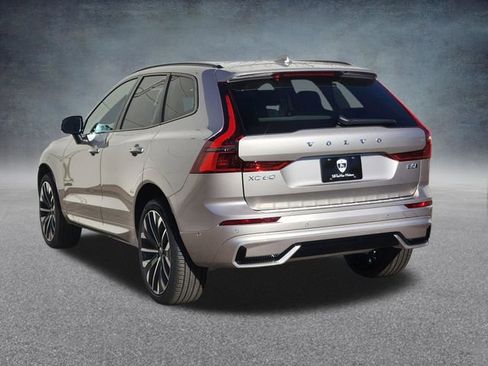 New 2026 Volvo XC60 B5 Ultra w/ Protection Package Premier AWD/4WD image 5