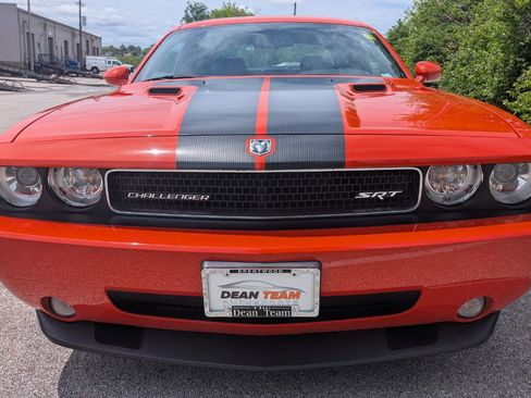 Used 2008 Dodge Challenger SRT8 RWD image 2