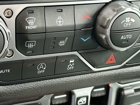 New 2026 Jeep Wrangler Sport S image 20