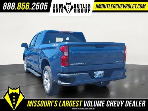 Used 2024 Chevrolet Silverado 1500 Custom AWD/4WD image 3