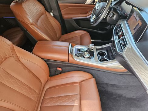 Used 2019 BMW X7 xDrive40i w/ Premium Package AWD/4WD image 12