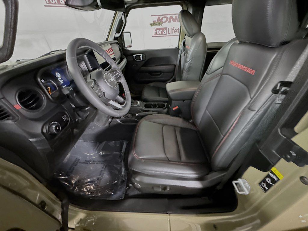 Used 2026 Jeep Wrangler Rubicon AWD/4WD image 25