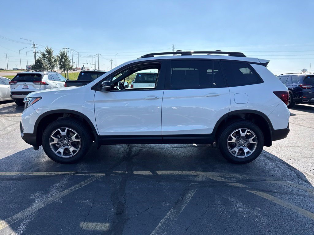Certified 2022 Honda Passport TrailSport image 12