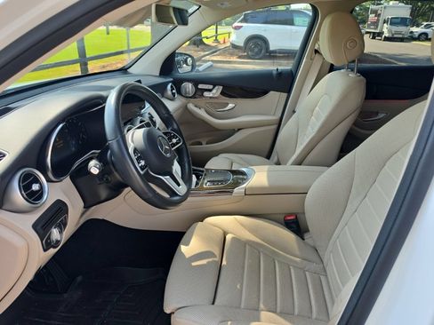 Used 2020 Mercedes-Benz GLC 300 image 7