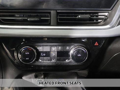 Used 2024 Chevrolet Trax LT w/ Driver Confidence Package image 6