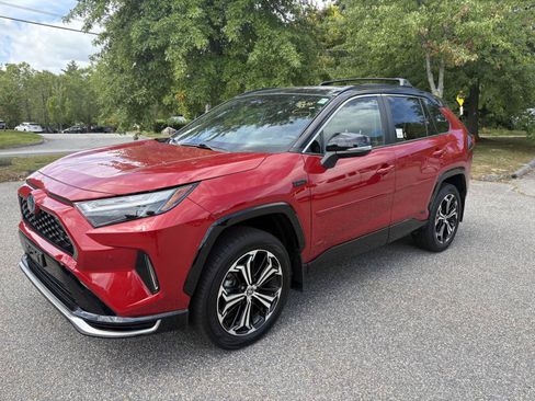 Used 2024 Toyota RAV4 XSE w/ Premium Package AWD/4WD image 3