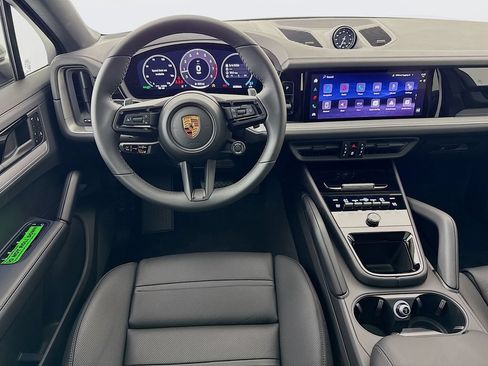 New 2026 Porsche Cayenne Coupe AWD/4WD image 27
