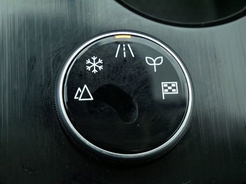 Used 2023 Nissan Rogue SL w/ SL Premium Package image 26