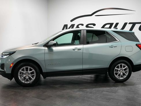 Used 2022 Chevrolet Equinox LT FWD image 3