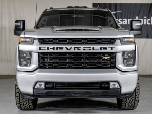 Used 2023 Chevrolet Silverado 3500 LT w/ Convenience Package image 4