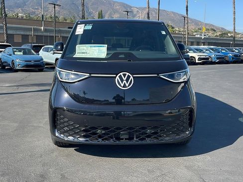 New 2025 Volkswagen ID. Buzz Pro S image 3