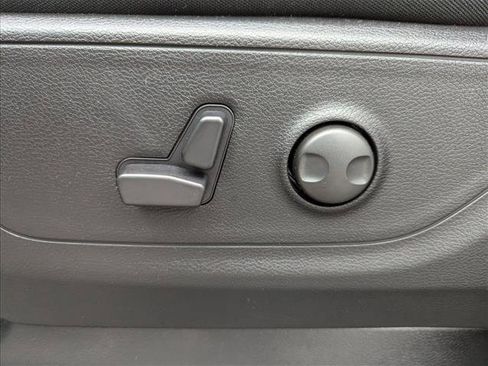 New 2026 RAM 1500 Big Horn AWD/4WD image 11