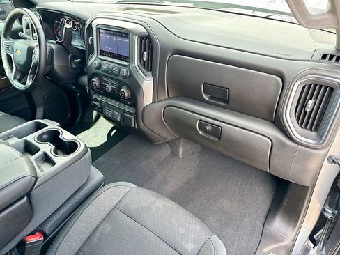 Used 2019 Chevrolet Silverado 1500 LT w/ Texas Edition image 36