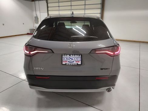 Used 2024 Honda HR-V Sport image 12