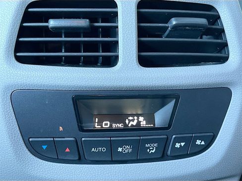 Used 2022 Honda Pilot Special Edition image 27