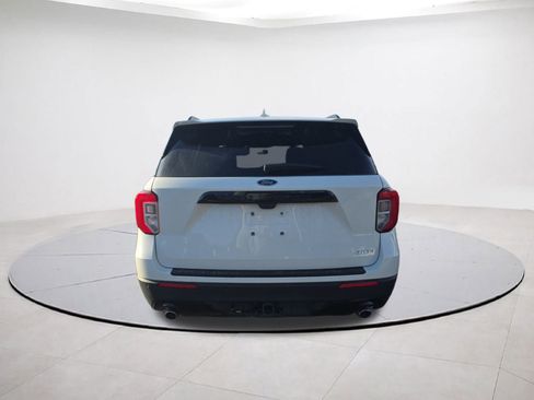 Certified 2022 Ford Explorer ST-Line w/ Class IV Trailer Tow Package image 6
