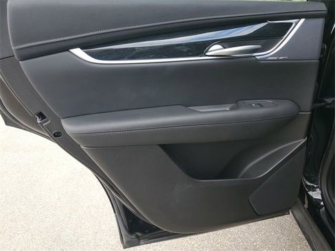 Used 2025 Cadillac XT5 Premium Luxury image 26