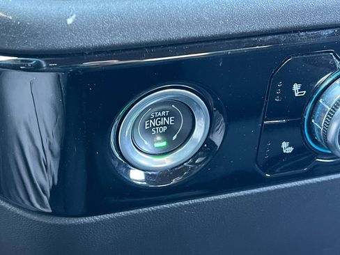 Used 2023 GMC Sierra 1500 Elevation image 33