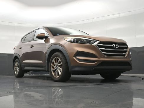Used 2017 Hyundai Tucson SE FWD image 29