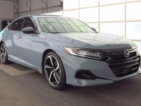 Used 2022 Honda Accord Sport image 4